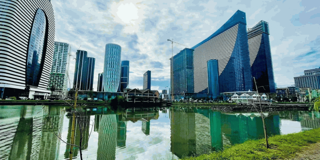 Агентства та їхні секрети: як не потрапити в пастку під час купівлі житла в Грузії?