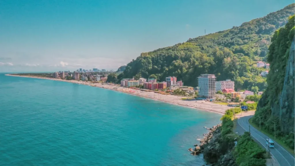 Gonio: overview of neighbourhoods, infrastructure and house prices