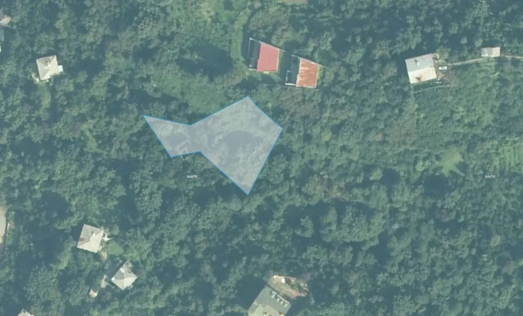 Terreno con vista mare da 1080 m² in