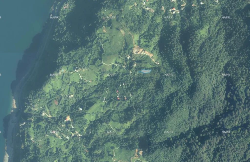 Ampio appezzamento di terreno con vista mare 1932 m² a