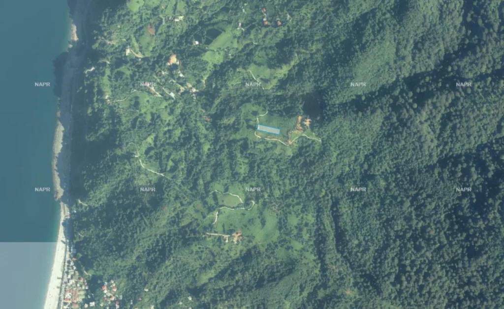 Terreno con vista 2504 m² in