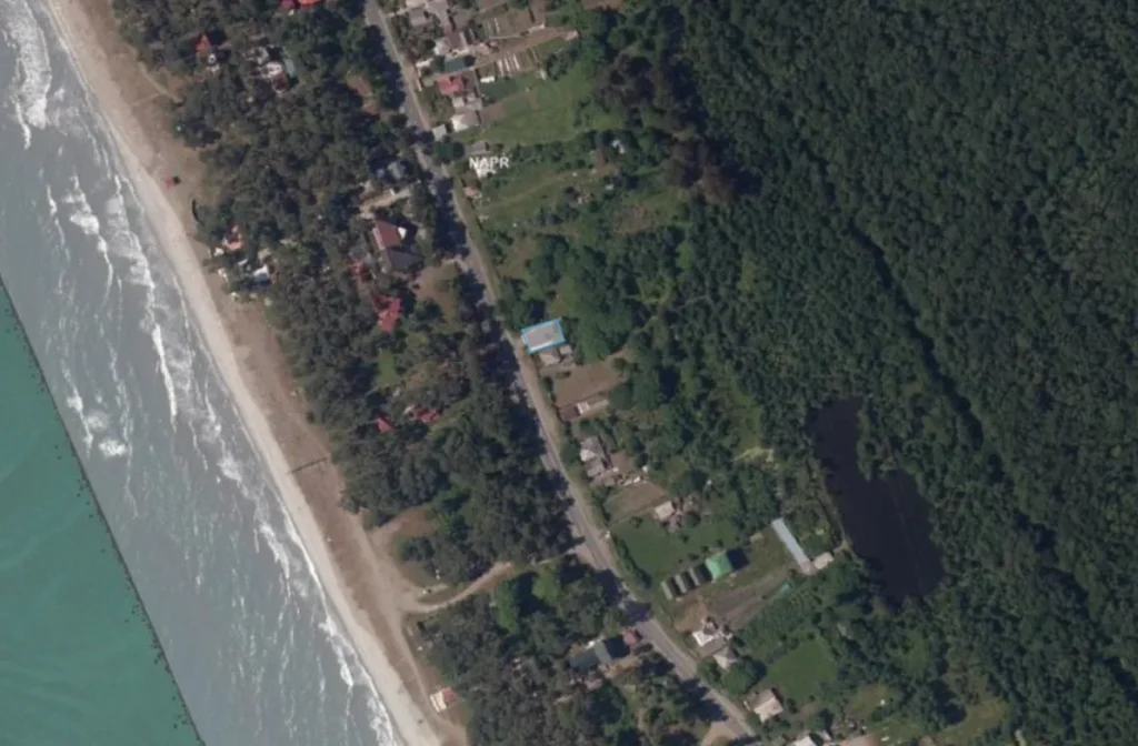 Чотириповерховий будинок на першій лінії 400 м² в